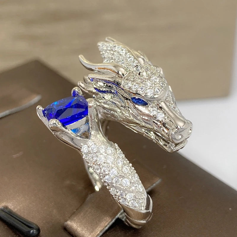 Anillo De Dragón Con Piedras De Circonita
