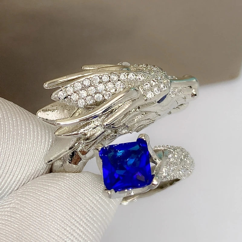 Anillo De Dragón Con Piedras De Circonita