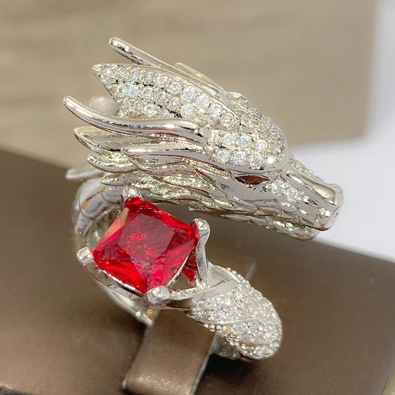 Anillo De Dragón Con Piedras De Circonita
